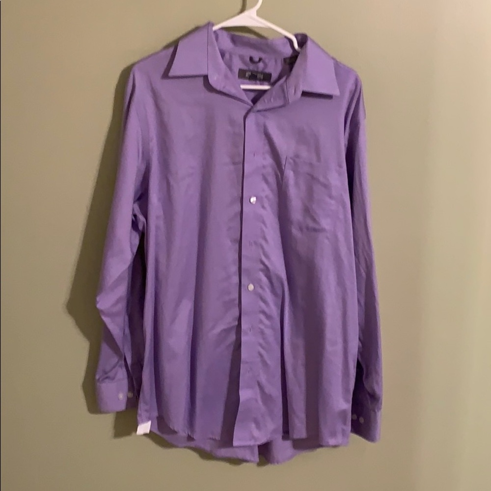 Kenneth Cole button up L